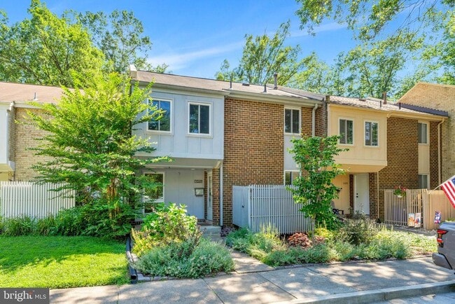 Photo - 11069 Saffold Way Townhome
