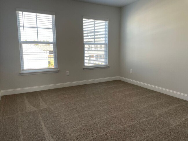 Photo - Newly built 5 bedroom/3 bath home in The P...