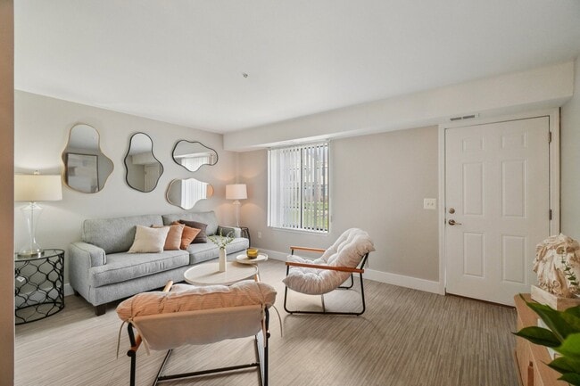 Relax in spacious living areas with room for complete furnishing arrangements, professionally operated by Highlands Vista Group.