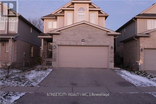 Photo - 1486 Mickleborough Dr