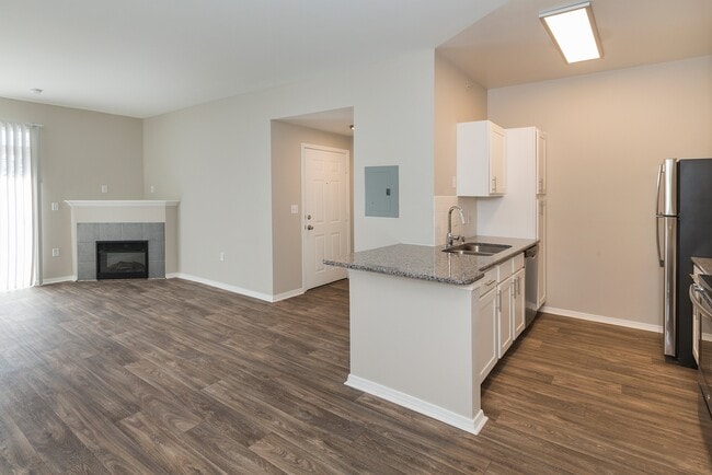 Building Photo - RidgePointe at Gleneagle Rental
