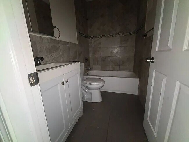Photo - 48 Elliott St Unit #1E