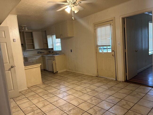 Photo - 3359 Suncrest Dr