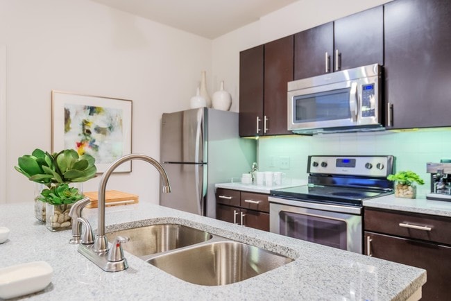 Kitchen - 1100 South Apartments