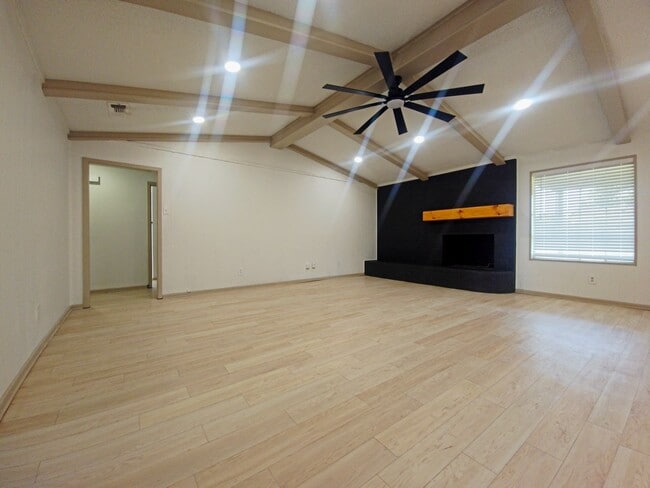 Photo - Honey I'm Home, 3 bedroom 2 Bath Newly Remodeled