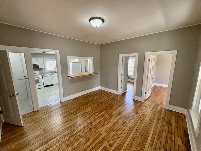 Photo - 1610 Hogeboom Ave House