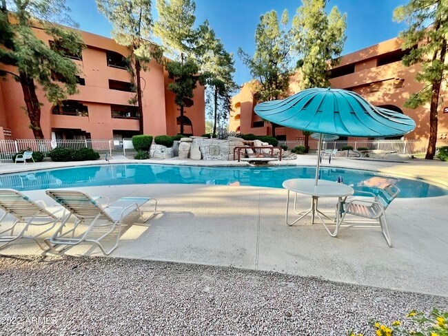 Building Photo - 12212 N Paradise Vlg Pkwy S Unit 104