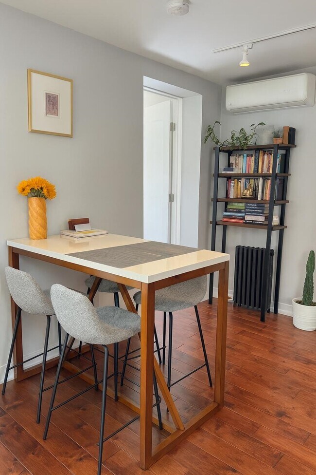 Photo - 249 4th St Unit 2