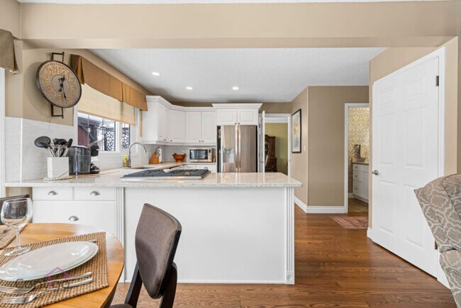 Photo - 17608-17693 93 Ave NW Unit ID1308625P