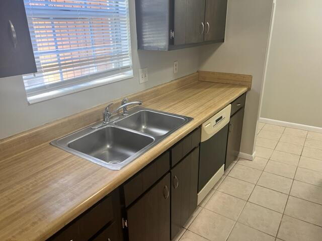 Photo - "Charming 3-Bed home with 2 Full Baths in the Ferry Park area of Fort Walton Beach!"