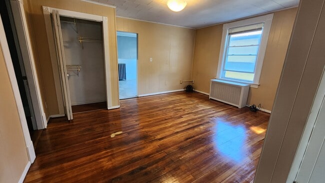 26 Pleasant St Unit 2 bedroom, utilities incl