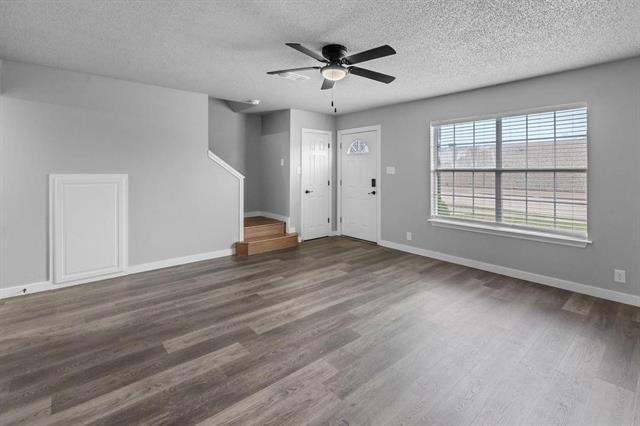 Photo - 705 W Crawford St Unidad 705
