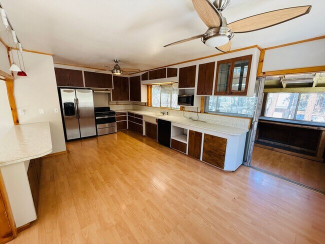 Photo - Pet friendly 3 bed 2 bath unit with all utilities included Unidad 3