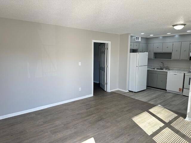 Photo - 2075 Clingan Dr NW