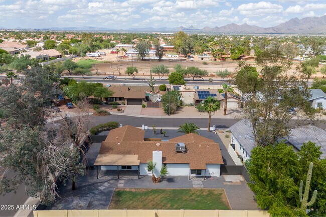 Photo - 9205 E Laurel Ln