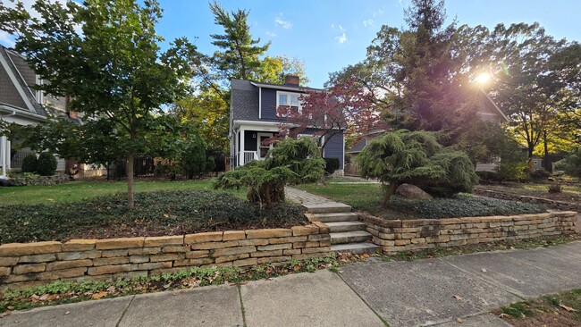 Photo - 1905 W 1st Ave