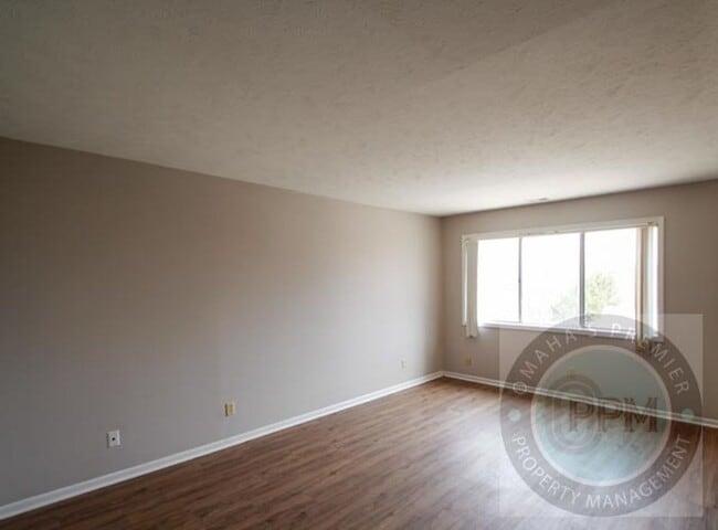 Photo - ALANSCO 1016 N 47 Ave