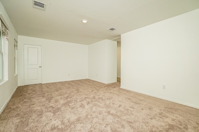 Photo - 13835 Goat Cv