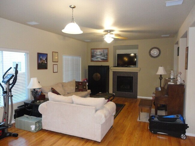 Photo - 7074 Silverwind Cir