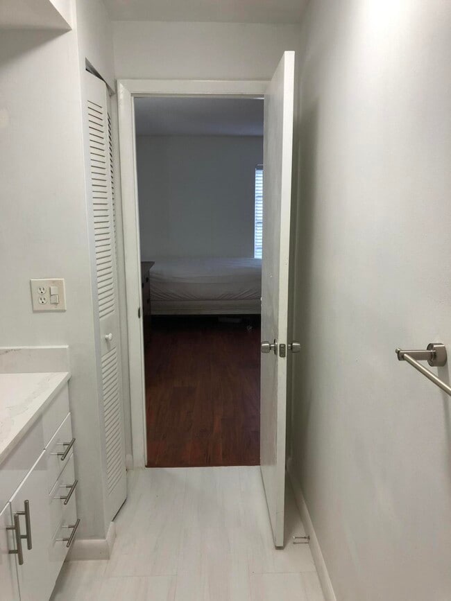 Photo - 480 NW 20th St Unit 2140