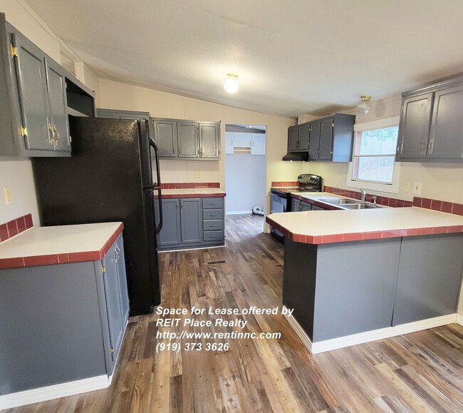 3-bedroom, 2-bathroom home located in Sile... - 3-bedroom, 2-bathroom home located in Sile...