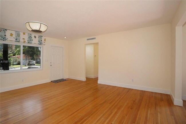 Photo - 8300 SW 61st Ave