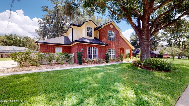 Photo - 11881 Honey Locust Dr