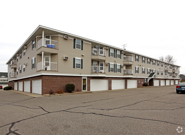 Building Photo - Meadowlawn Village Rental