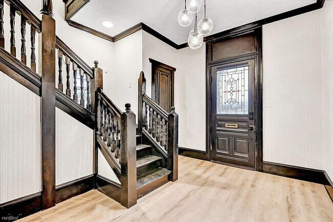 Photo - 4 br, 4 bath House - 818 S Travis St