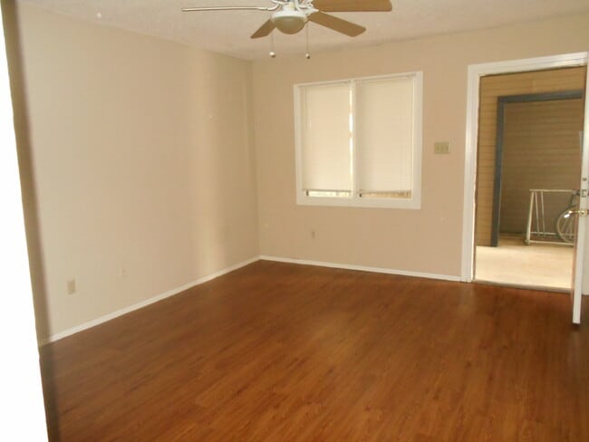 Photo - 1226 Baylor Ave