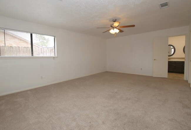 Photo - 11662 Sagewillow Ln