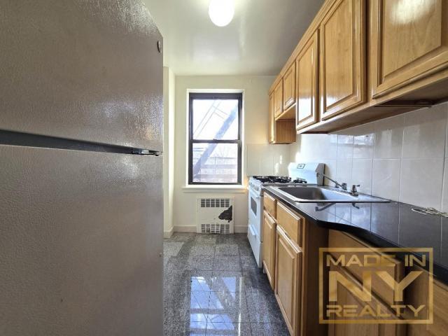 1 bedroom in OAKLAND GARDENS NY 11364 - 1 bedroom in OAKLAND GARDENS NY 11364 Condominio Unidad 4N