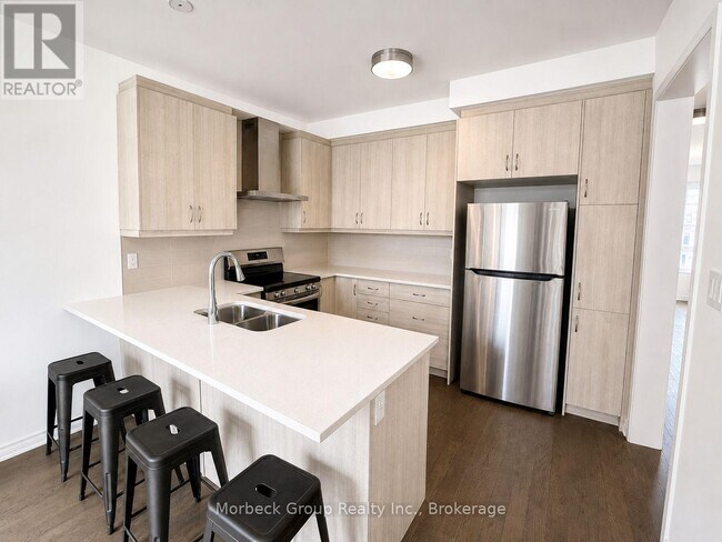 Photo - 3042 Merrick Rd