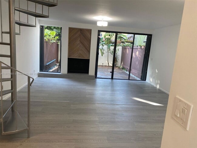 Photo - 2180 Brickell Ave