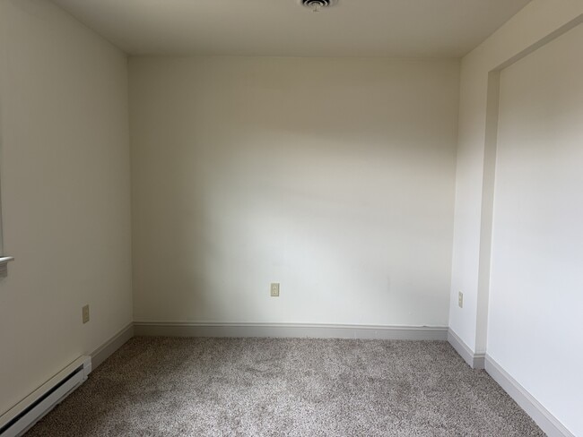 Photo - 617 Short Rd