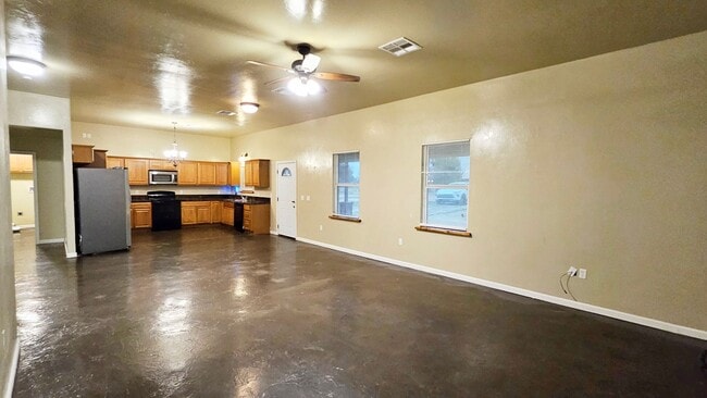 Photo - Rural Living- 4 bed/2.5 bath-Piedmont