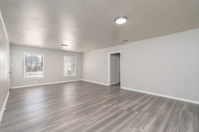 Photo - 1773 N 12th St