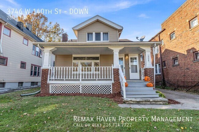 Building Photo - 3746 W 140th St Unit DOWN