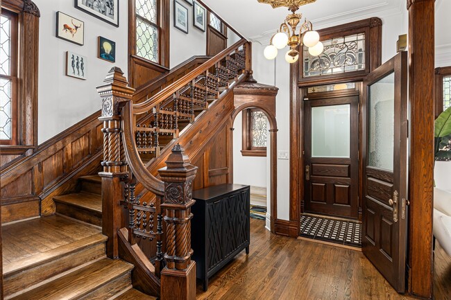 Photo - 2138 W Caton St