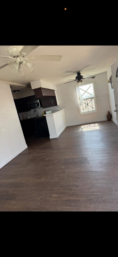 Photo - 810-812 W 7th St