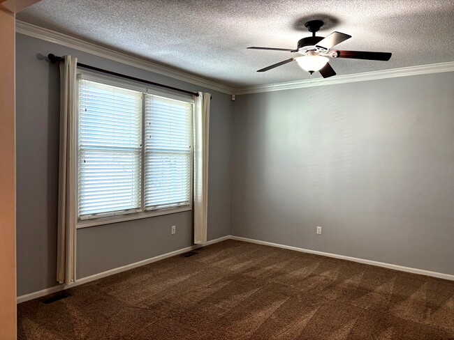 Photo - 13806 S Mullen St