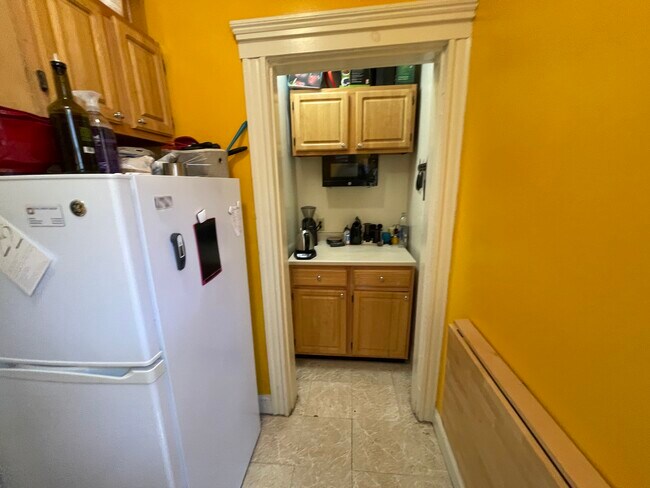Building Photo - 440 Park Dr Rental