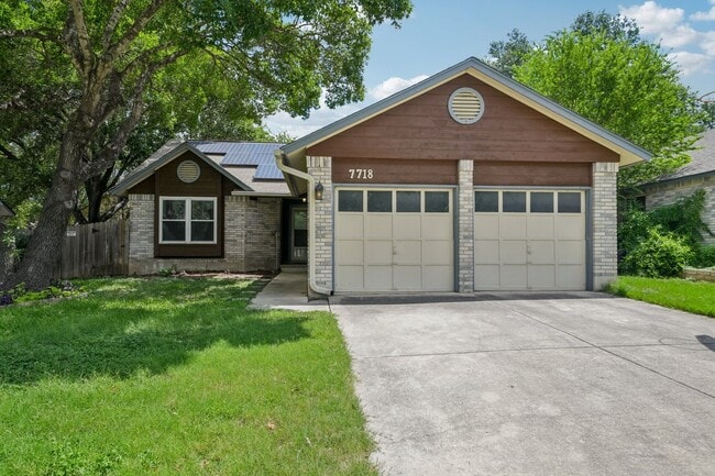 Building Photo - SEPTEMBER  HALF OFF First Month Rent Rental