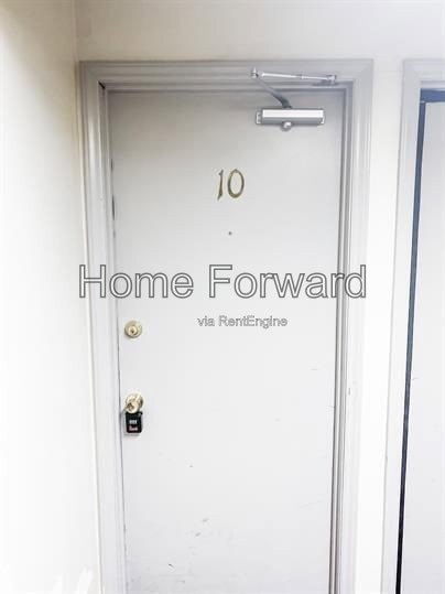 Photo - 562 Woodland Ave Unit 10