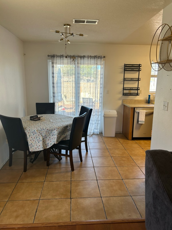 Photo - 7535 Cripple Creek Rd NW