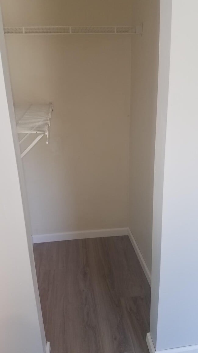 Building Photo - 523 W Front St Unit West