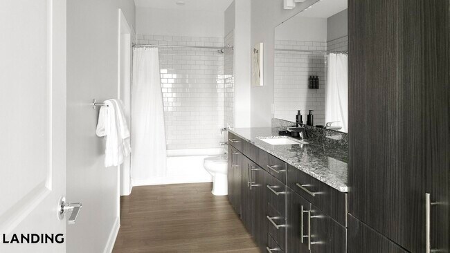 Photo - 2120 N Brevard St Unidad 433