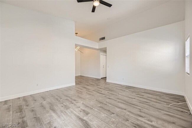 2153 Jasper Bluff St Unit 201