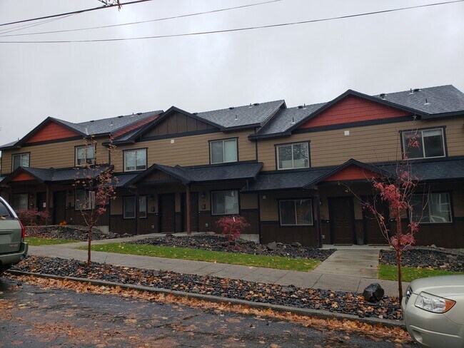 618 S Ivory - 618 S Ivory St