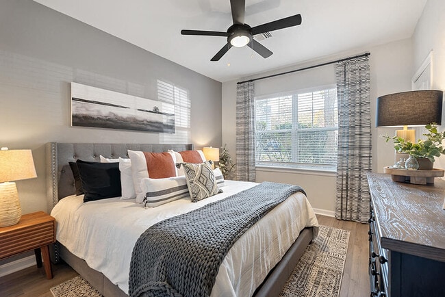 River Pointe at Den Rock Apartments